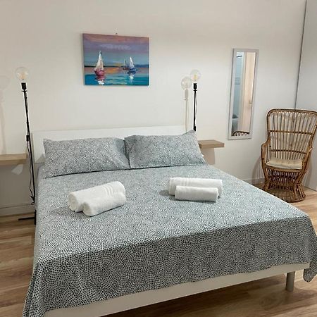 Hotel Aria Di Mare à Civitavecchia Extérieur photo